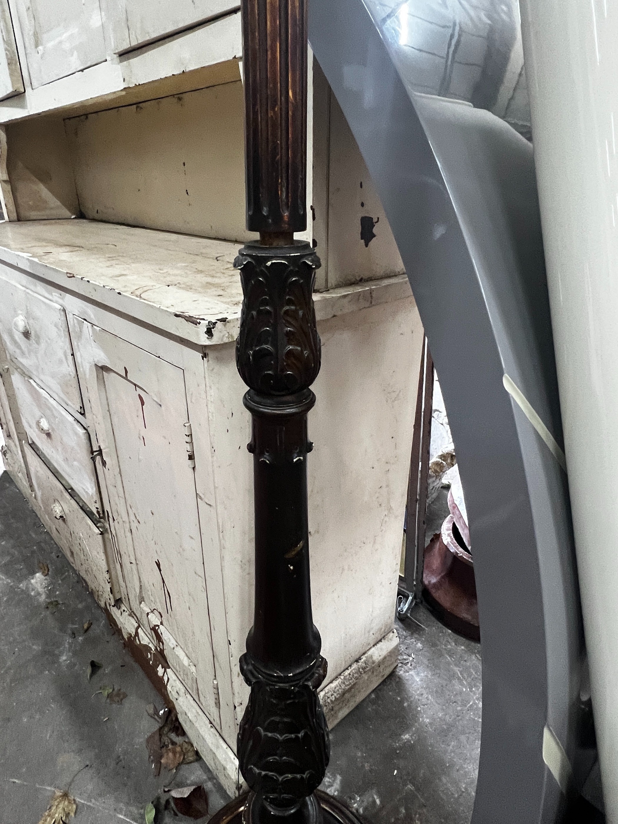 A Victorian style carved giltwood standard lamp, height 160cm
